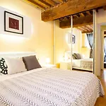 Antica Piazza Apartment By Tuscanywego