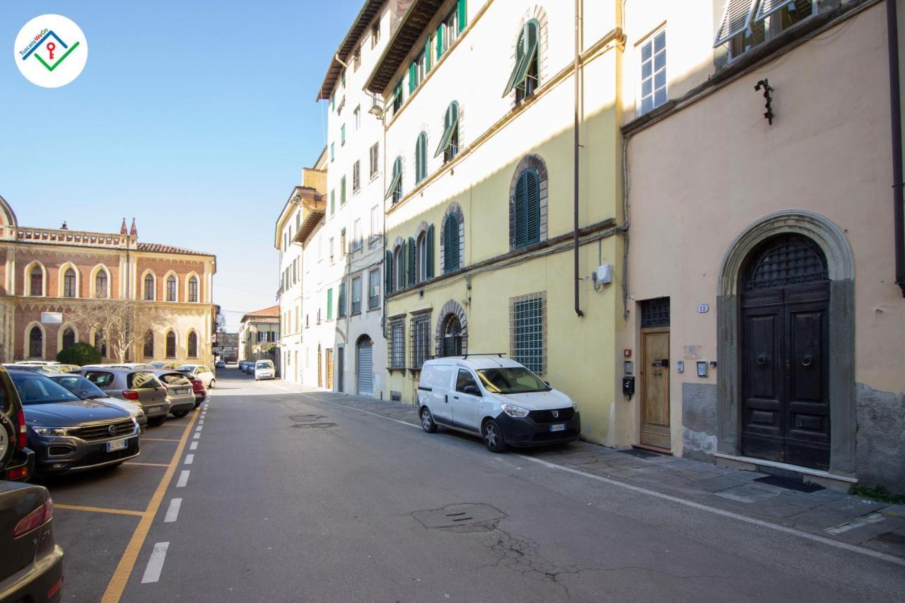 Antica Piazza By Tuscanywego